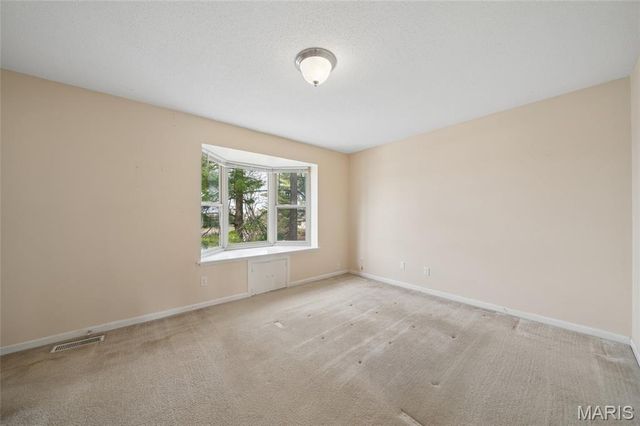 1426 Willow Brook Cove, St Louis, MO 63146