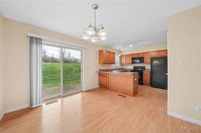 1426 Willow Brook Cove, St Louis, MO 63146