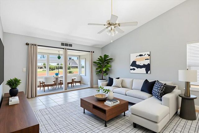 2538 SE Tropical East Circle, Port St. Lucie, Port St Lucie, FL 34952