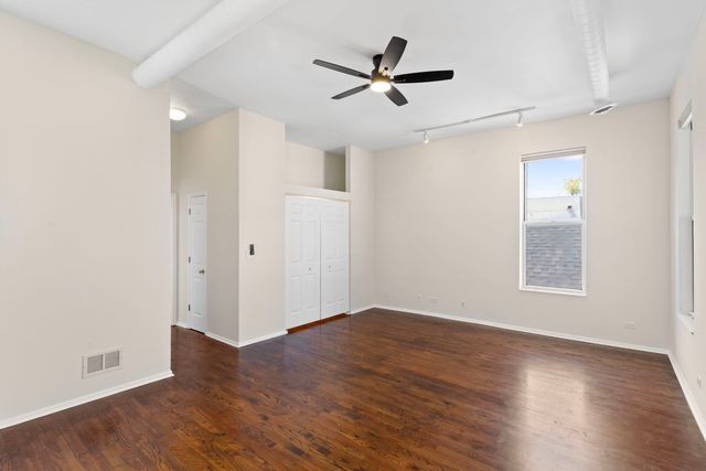 1710 W Erie Street 301, Chicago, IL 60622