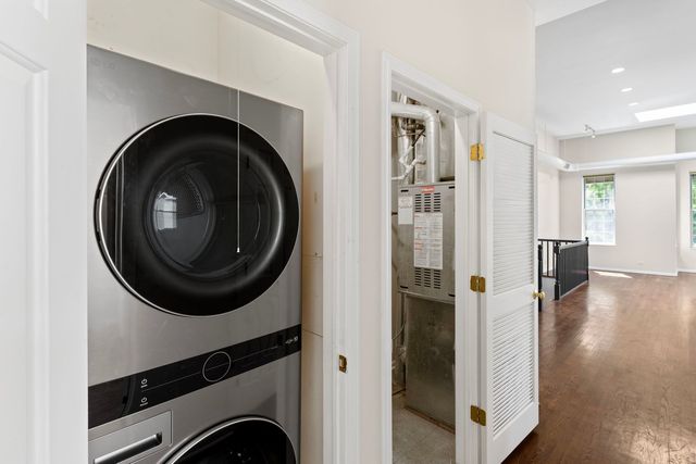 1710 W Erie Street 301, Chicago, IL 60622