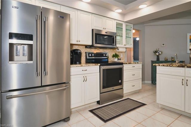 3315 SW 25th PL, Cape Coral, FL 33914