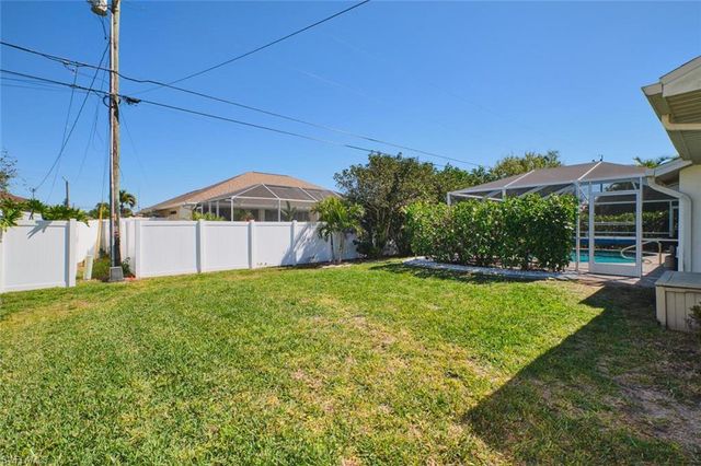 3315 SW 25th PL, Cape Coral, FL 33914