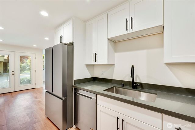 6440 139th Place NE #1, Redmond, WA 98052