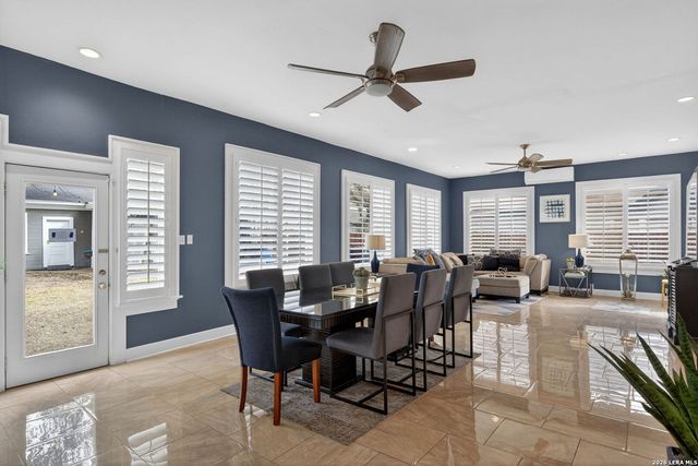 343 W Gramercy Pl, San Antonio, TX 78212