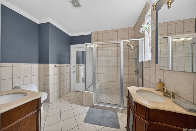 343 W Gramercy Pl, San Antonio, TX 78212