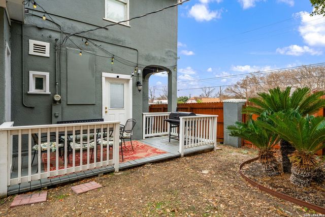 343 W Gramercy Pl, San Antonio, TX 78212