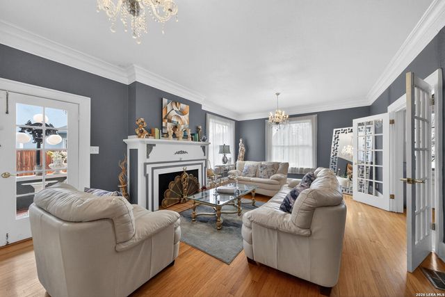 343 W Gramercy Pl, San Antonio, TX 78212