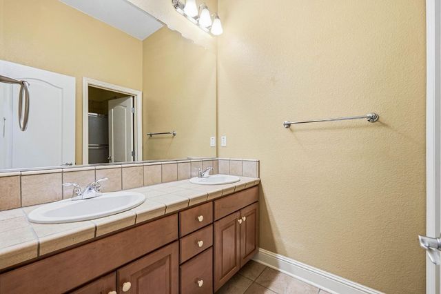 3805 Mendocino Ct, West Sacramento, CA 95691