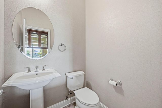 3805 Mendocino Ct, West Sacramento, CA 95691