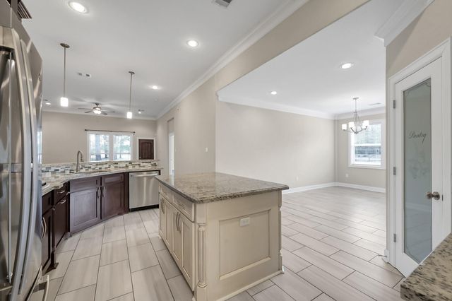 19006 August Circle, Cleveland, TX 77328