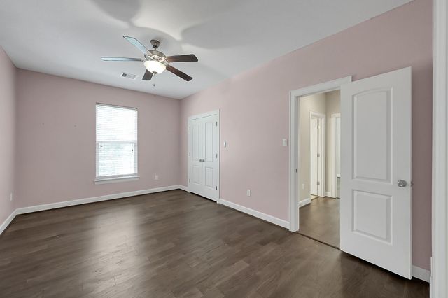 19006 August Circle, Cleveland, TX 77328