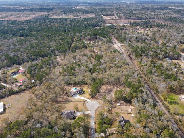 19006 August Circle, Cleveland, TX 77328