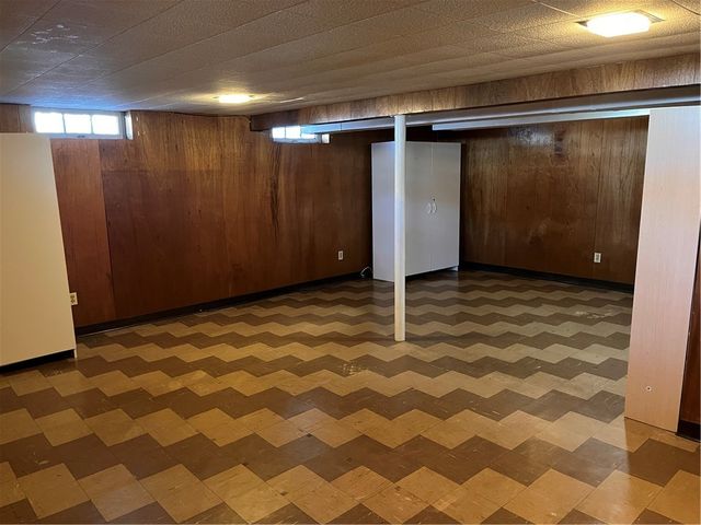 65 Ferncrest Drive, Pawtucket, RI 02861