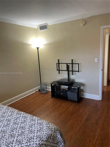 6705 N Kendall Drive 312, Pinecrest, FL 33156