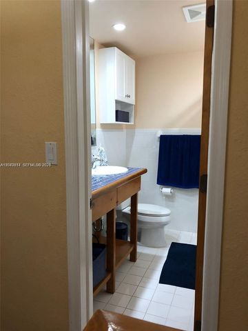 6705 N Kendall Drive 312, Pinecrest, FL 33156