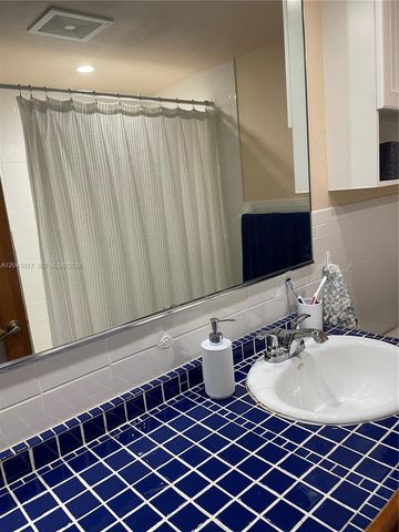 6705 N Kendall Drive 312, Pinecrest, FL 33156