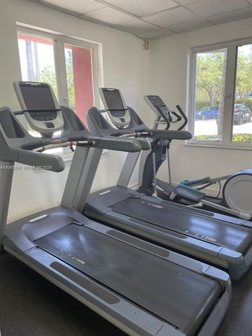 6705 N Kendall Drive 312, Pinecrest, FL 33156