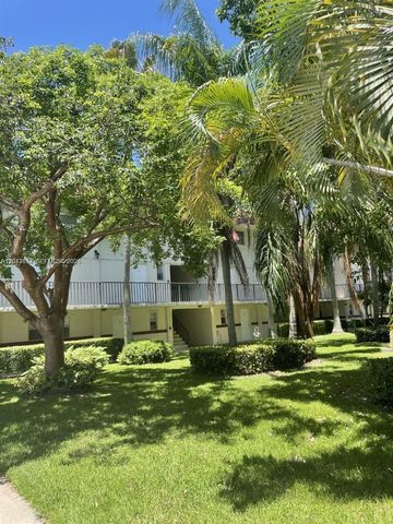 6705 N Kendall Drive 312, Pinecrest, FL 33156