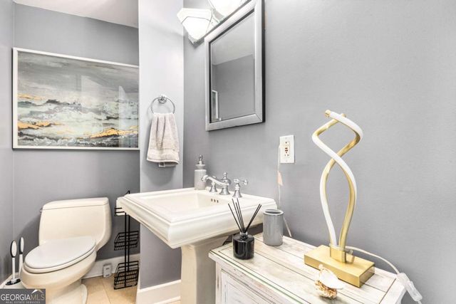 700 Park Regency Place NE 1603, Atlanta, GA 30326