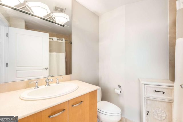 700 Park Regency Place NE 1603, Atlanta, GA 30326