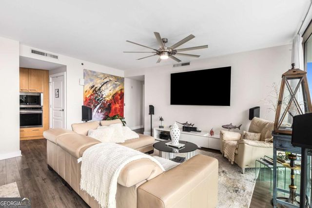 700 Park Regency Place NE 1603, Atlanta, GA 30326