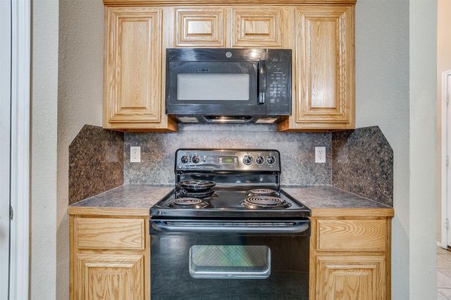 2230 Cancun Drive, Mansfield, TX 76063