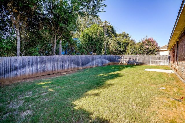 2230 Cancun Drive, Mansfield, TX 76063
