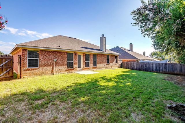 2230 Cancun Drive, Mansfield, TX 76063