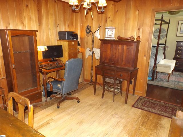 5018 Dacusville Highway, Pickens, SC 29661