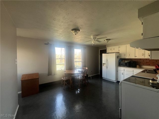 3835 Holbein Drive, Zanesville, OH 43701