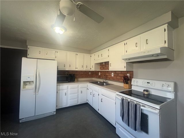 3835 Holbein Drive, Zanesville, OH 43701