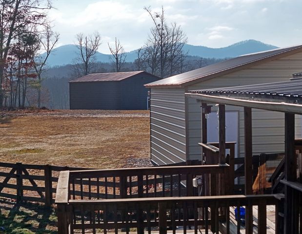 41 Old Wilscott Lane, Blairsville, GA 30512