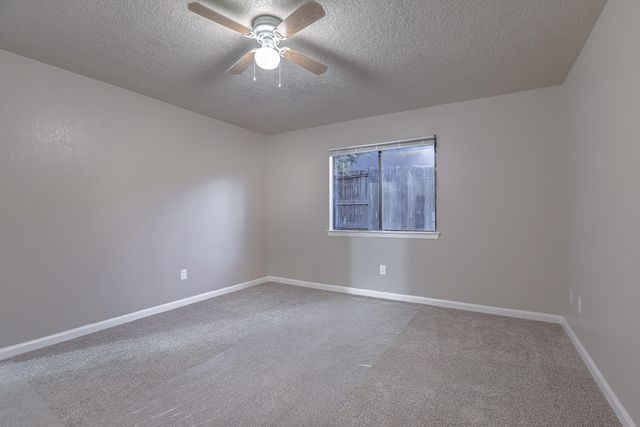 7124 Maxim Court NW, Albuquerque, NM 87120