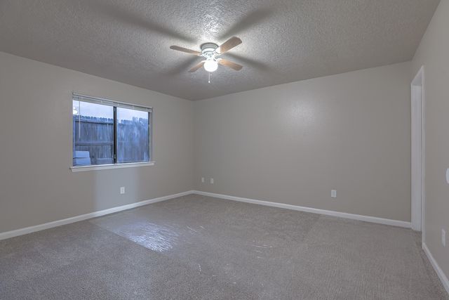 7124 Maxim Court NW, Albuquerque, NM 87120