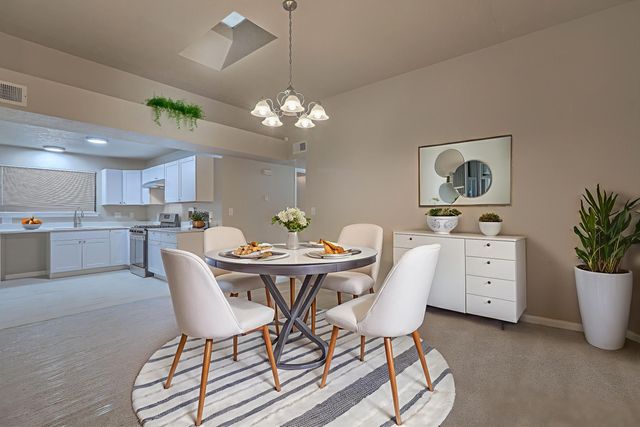 7124 Maxim Court NW, Albuquerque, NM 87120