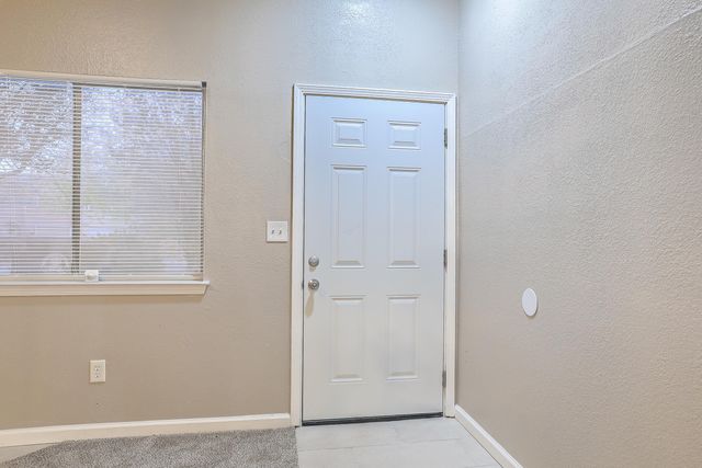 7124 Maxim Court NW, Albuquerque, NM 87120