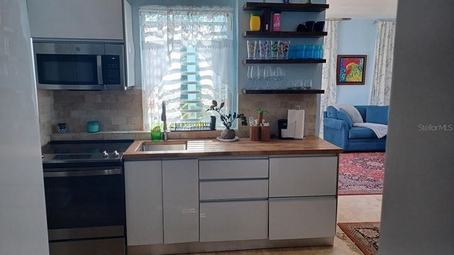 522 CALLE BALDORIOTY, Vieques, PR 00765