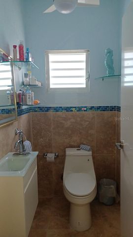 522 CALLE BALDORIOTY, Vieques, PR 00765