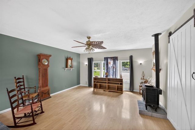 8508 Wood Street, Mecosta, MI 49332