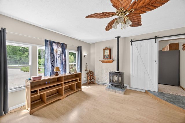 8508 Wood Street, Mecosta, MI 49332