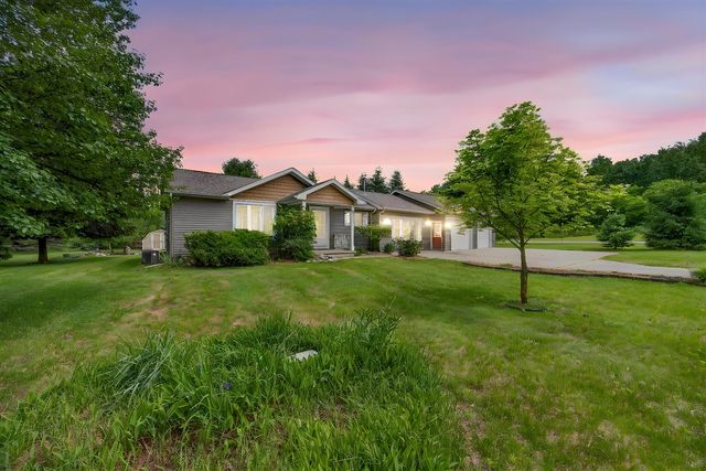 8508 Wood Street, Mecosta, MI 49332