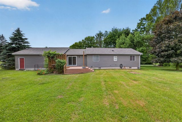 8508 Wood Street, Mecosta, MI 49332