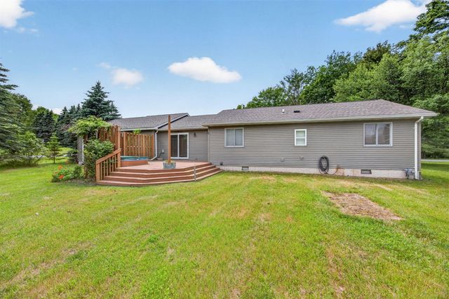8508 Wood Street, Mecosta, MI 49332