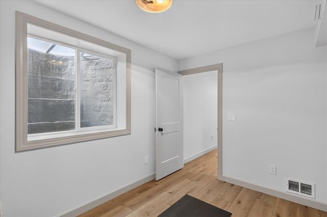 70070 2nd Avenue, South Haven, MI 49090
