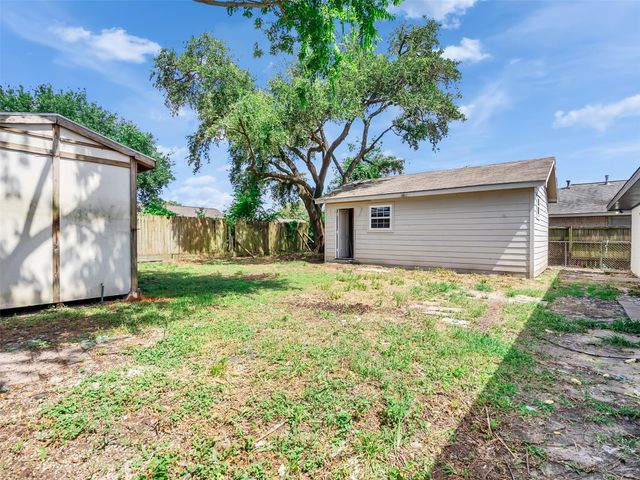 12335 Buckland Lane, Houston, TX 77039