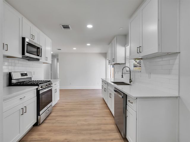 12335 Buckland Lane, Houston, TX 77039
