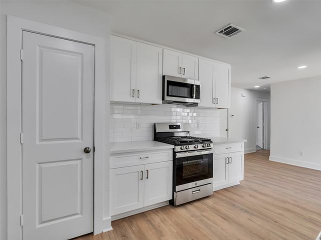 12335 Buckland Lane, Houston, TX 77039