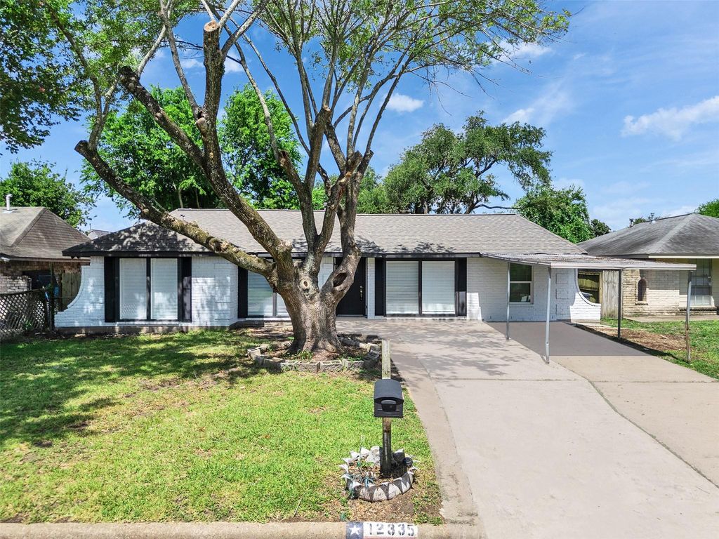 12335 Buckland Lane, Houston, TX 77039