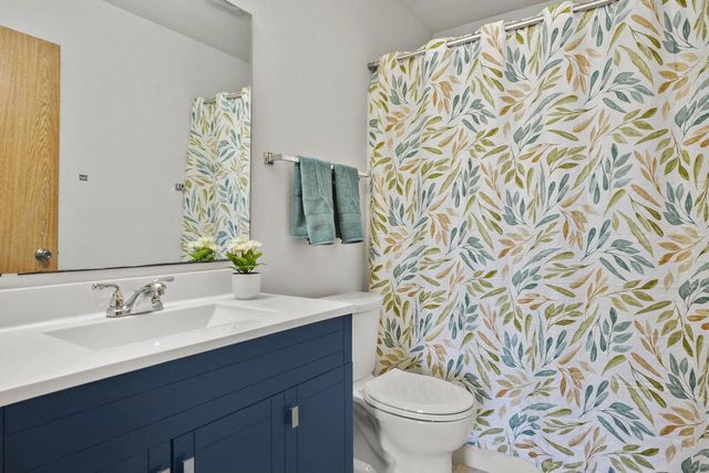 17 Kresteller Circle, Madison, WI 53719